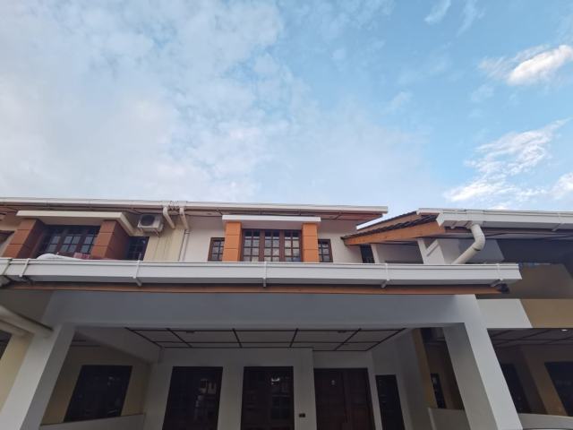 Stutong Tabuan Jaya Double storey house for rent