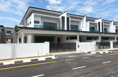 BRAND NEW Double Storey Terrace Corner@Nearby Batu Kawa Riverfront Garden