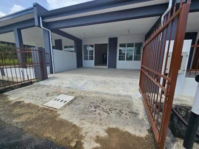 MARINA JAYA photo 4