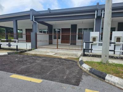 MARINA JAYA photo 2