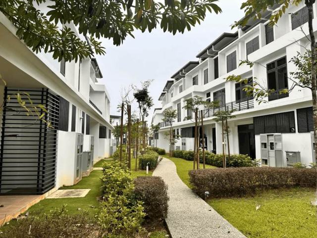 ALYVIA RESIDENCE